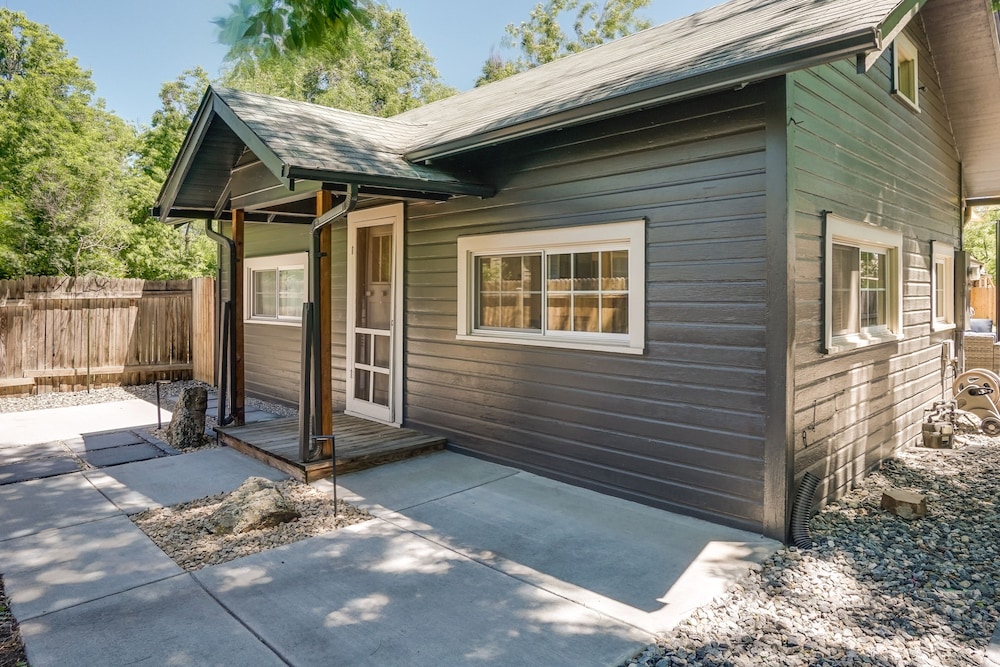 Old Town Carriage House w/ Private Patio view 5