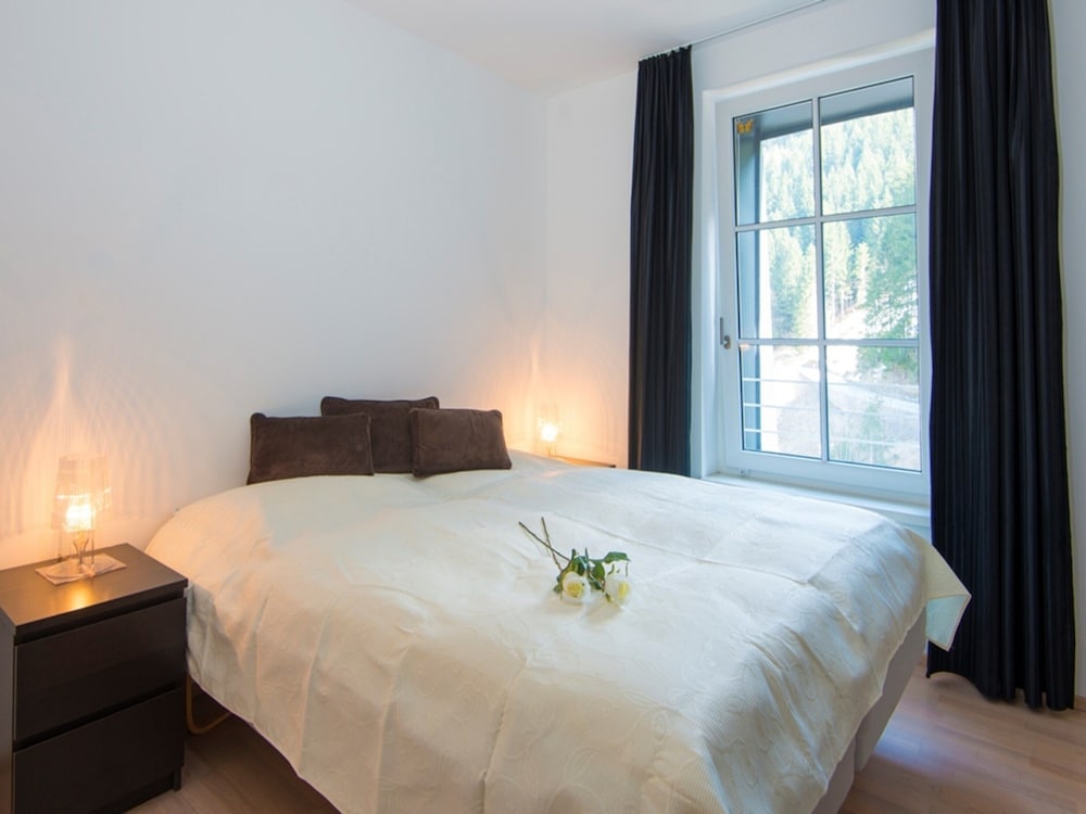 Penthouse in Bad Gastein Near Ski Lifts