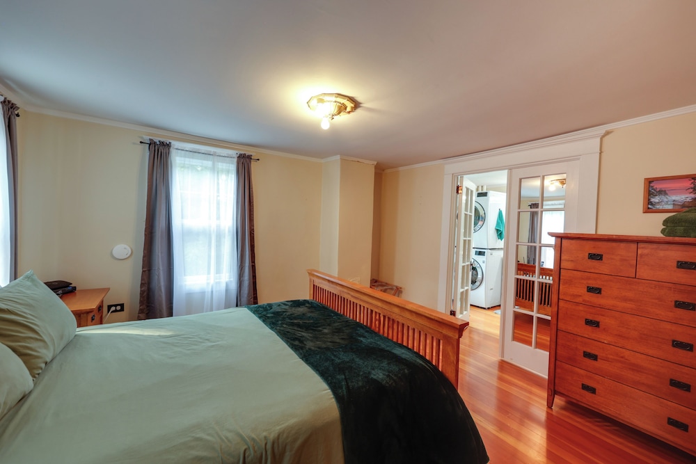 Oceanfront Milbridge Getaway w/ Deck & Views! view 3