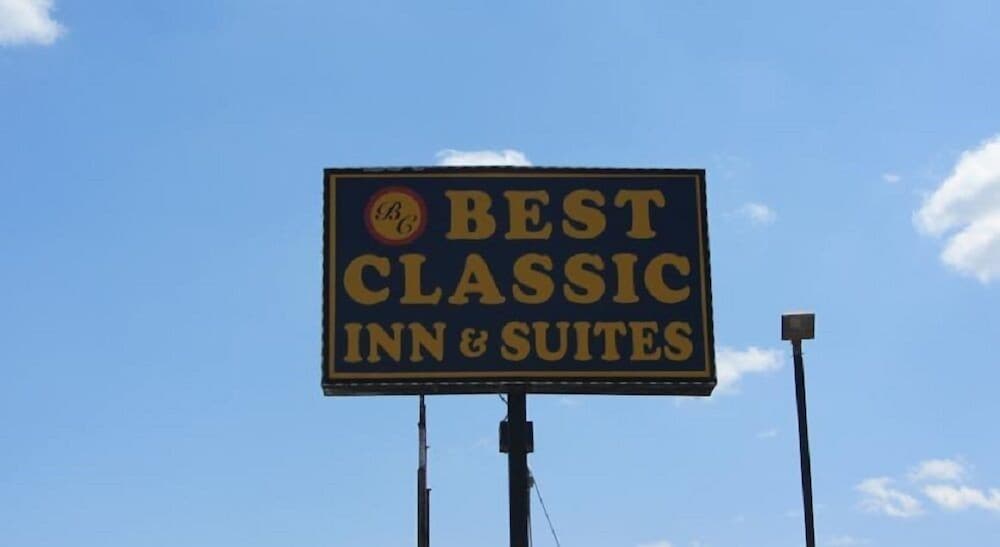 Best Classic Inn & Suites