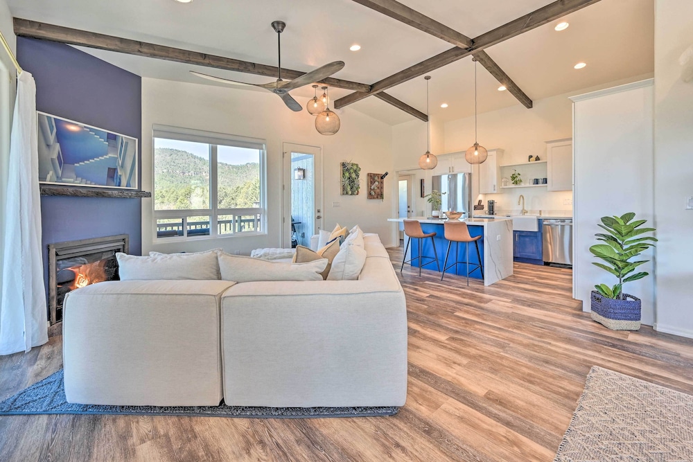 Payson Vacations - Luxe Pine Escape w/ Mtn Views  Gas Fire Pit! - Property Image 1