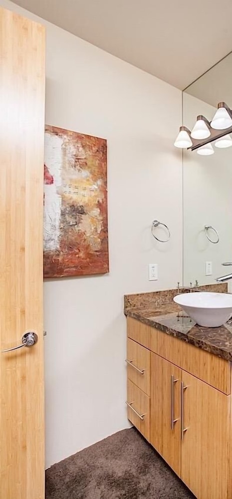 Urban Living By Signature Vacation Rentals