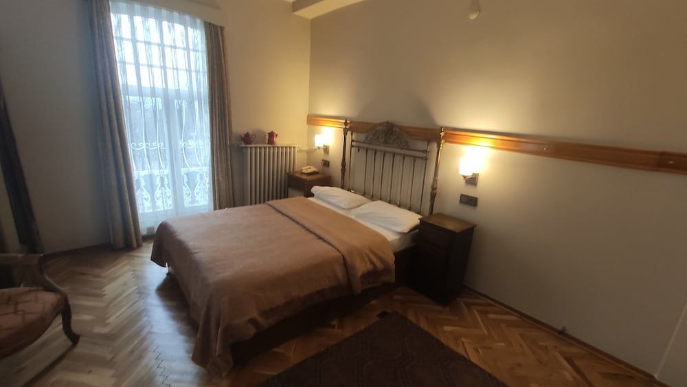 Hotel Turkoman becomes Turkoman Otel. - Image 5