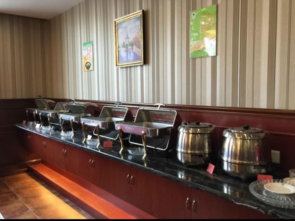 GreenTree Inn BengBu NongJi Market ChangPing Street Hotel