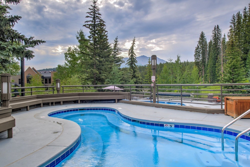 Ski-in/ski-out Beaver Run Retreat 1 Bedroom Condo