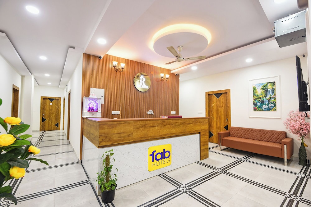 Fabhotel Rubicon