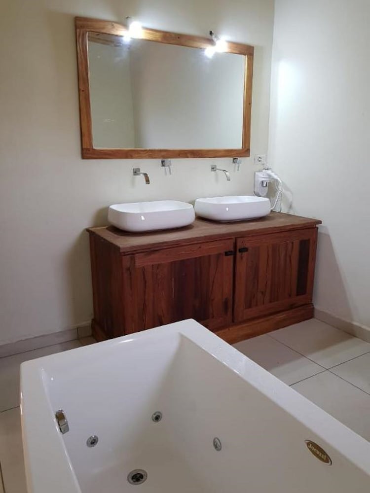 Emeraude Lodge