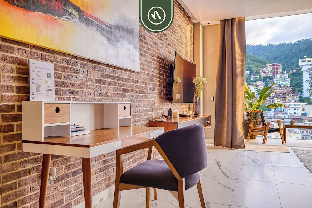 Amazing 1BR Penthouse With Balcony - Gym - Pool