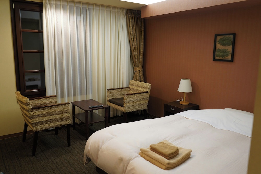 THE 9TH ELEMENT HOTEL