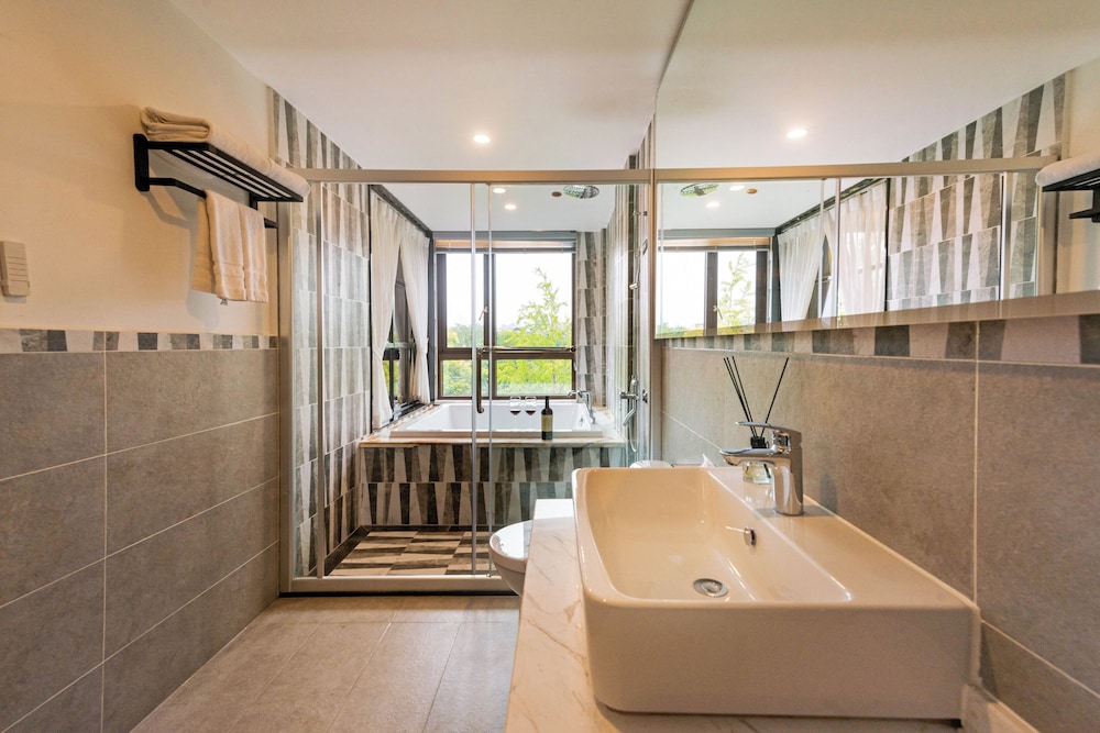 Li River Resort Villa Hotel
