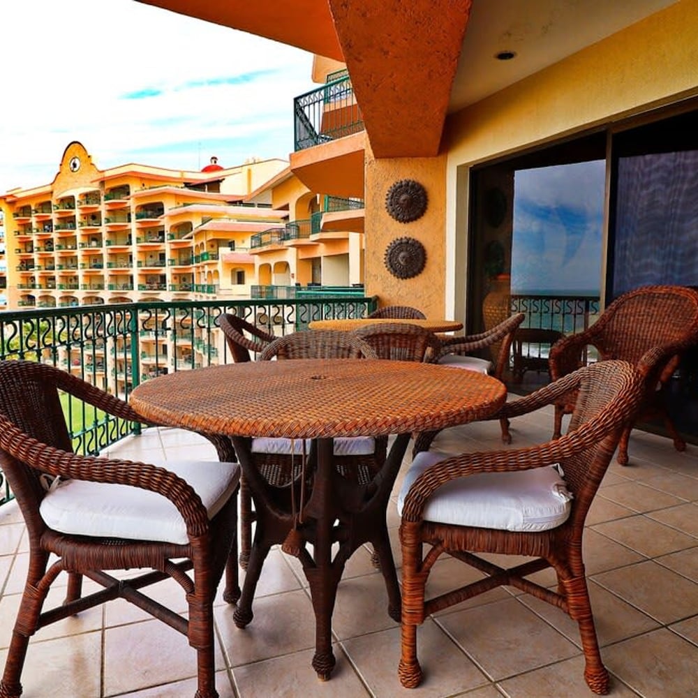 Beautiful Condo on Sandy Beach Sonoran Sea