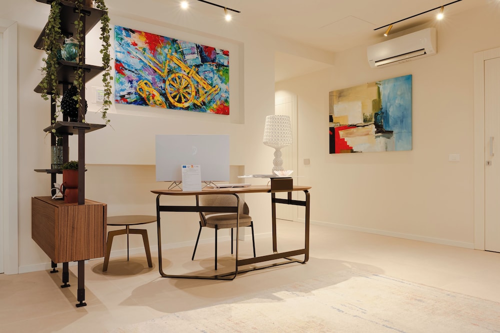 Hera rooms and suites photo 5