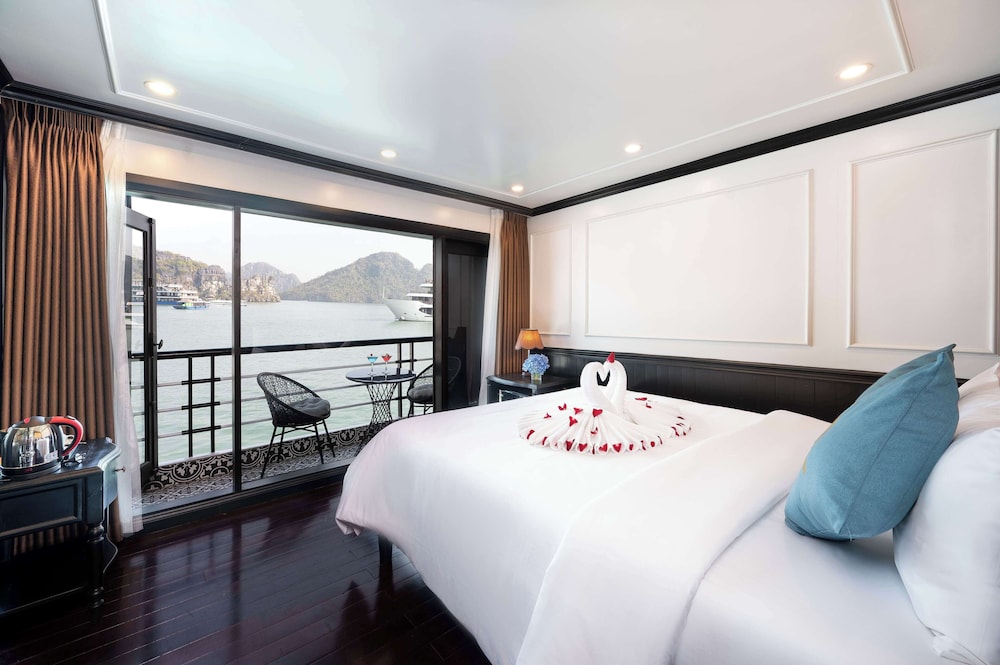 Dragon Premium Cruise