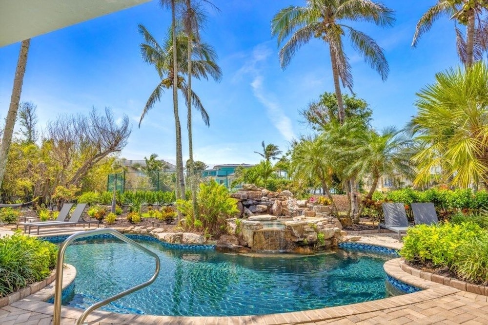 Raptiva Captiva Island 3 Bedroom Home