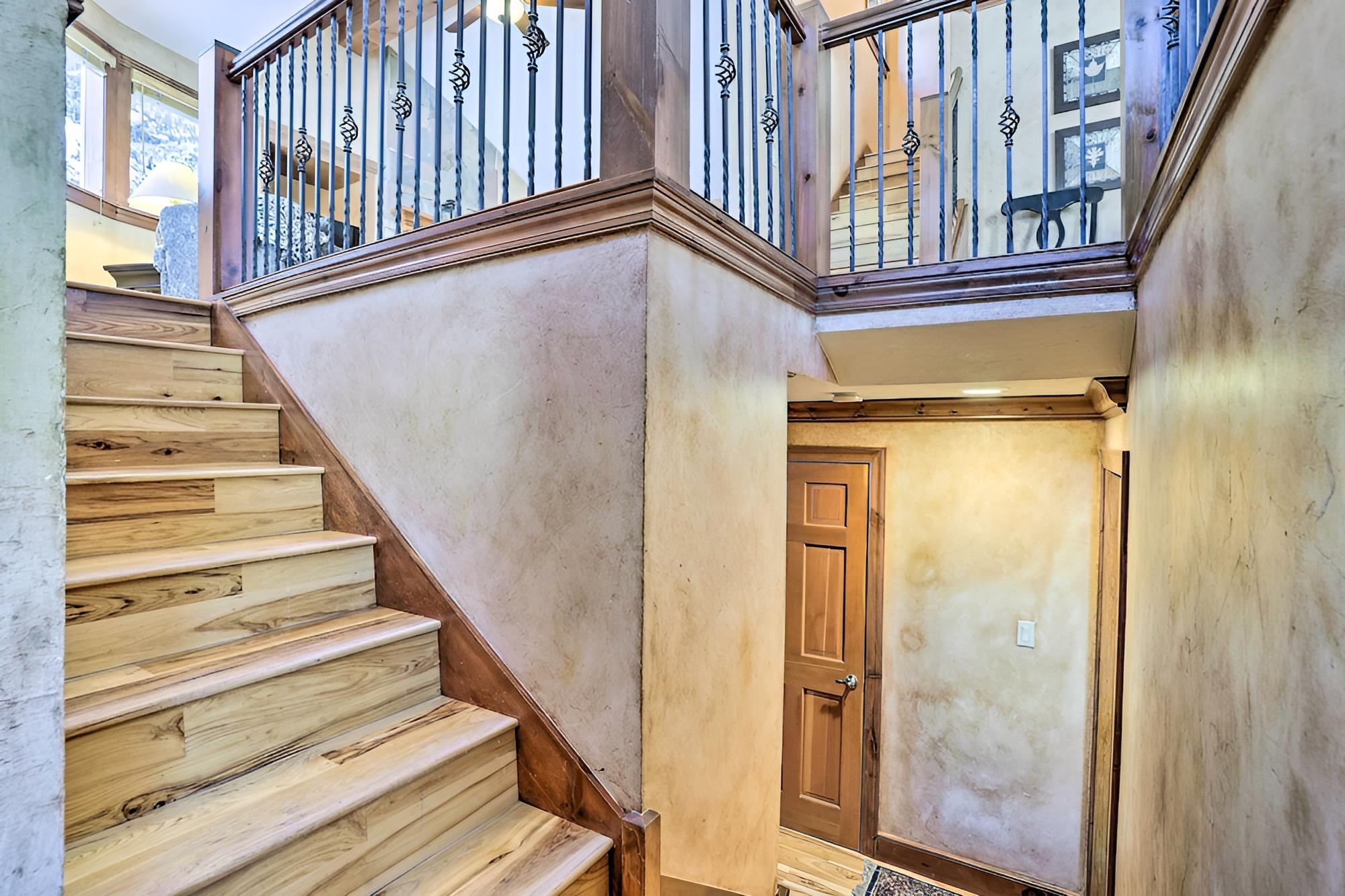 Cozy Avon Condo Between Beaver Creek & Vail! view 4