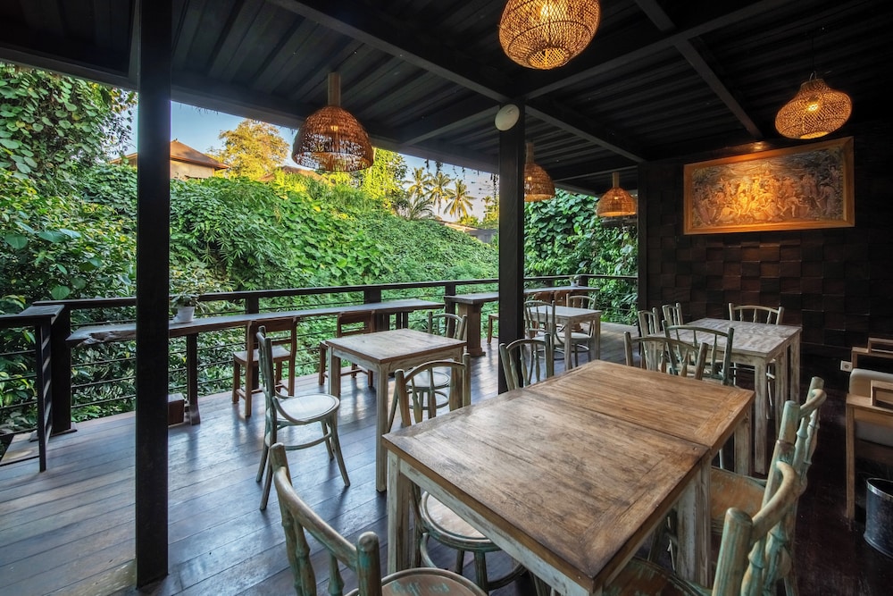 Parvati Retreat Villas