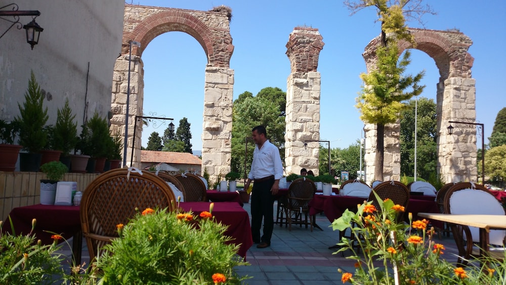 Wallabies Aquaduct Hotel - Property Image 4