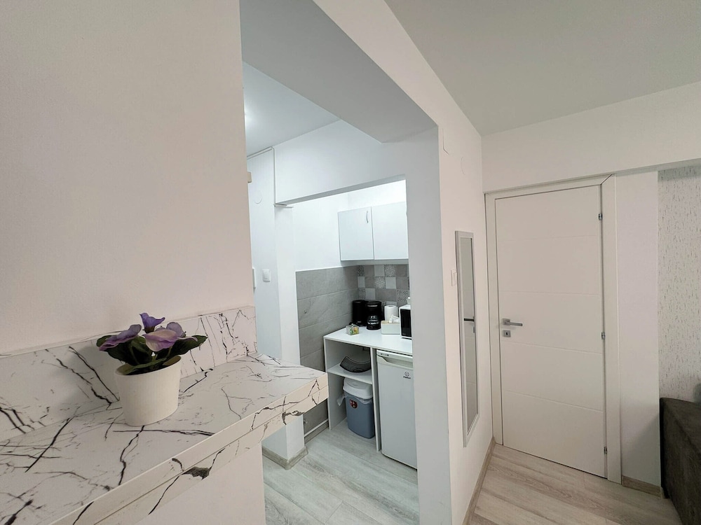 Sunrise Apartments City Center
