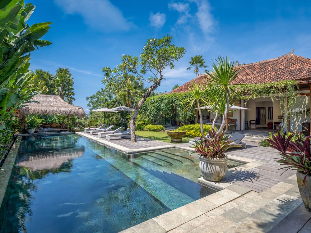 Mandalay Villas