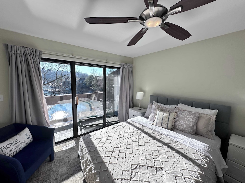 Ozark Escape - Enjoy Resort-style Fun