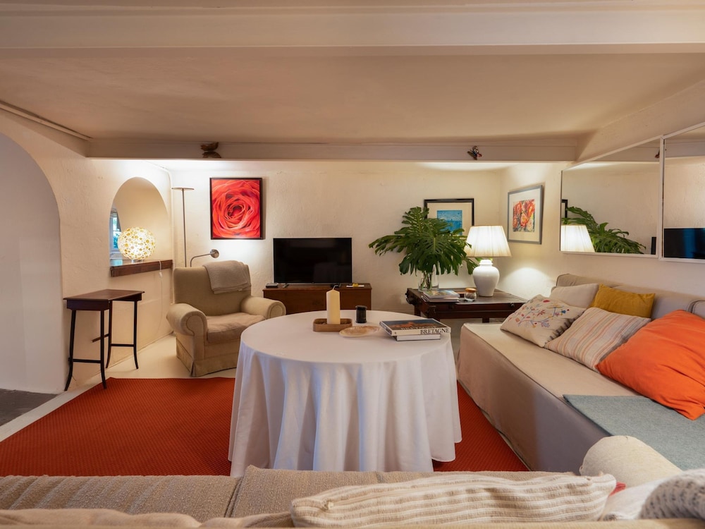 Estupenda Casa con Sabor Vintage