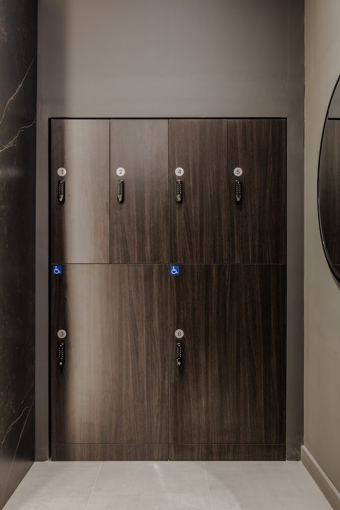 Sosuite One Bed Apt Accessible w Rooftop Gym Laundry