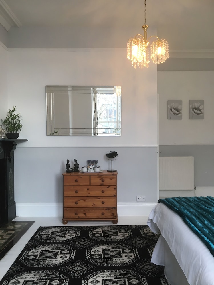 Garswood Guesthouse