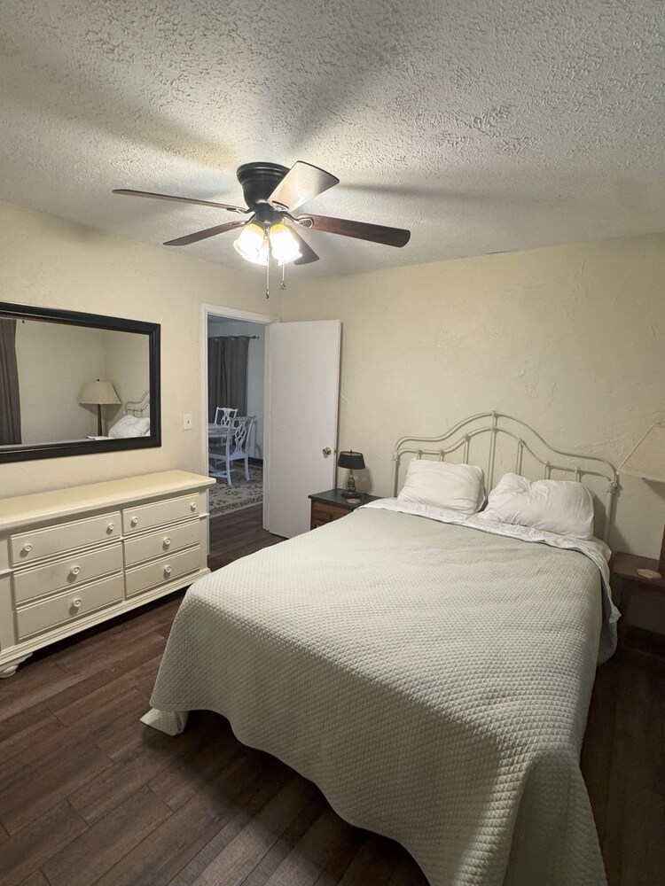 Arnett Rd. 124a 1 Bedroom Apts