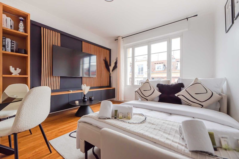 Modern Apartment - Saint-manda - 1br/4p view 2