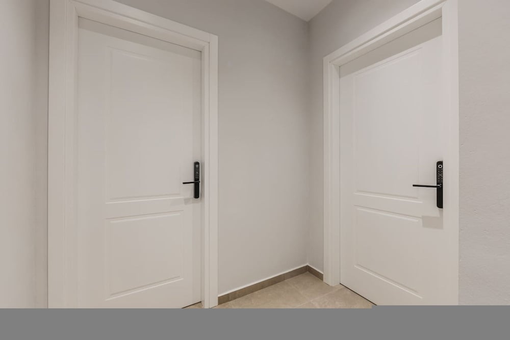 Luxury Studio With Free Parking