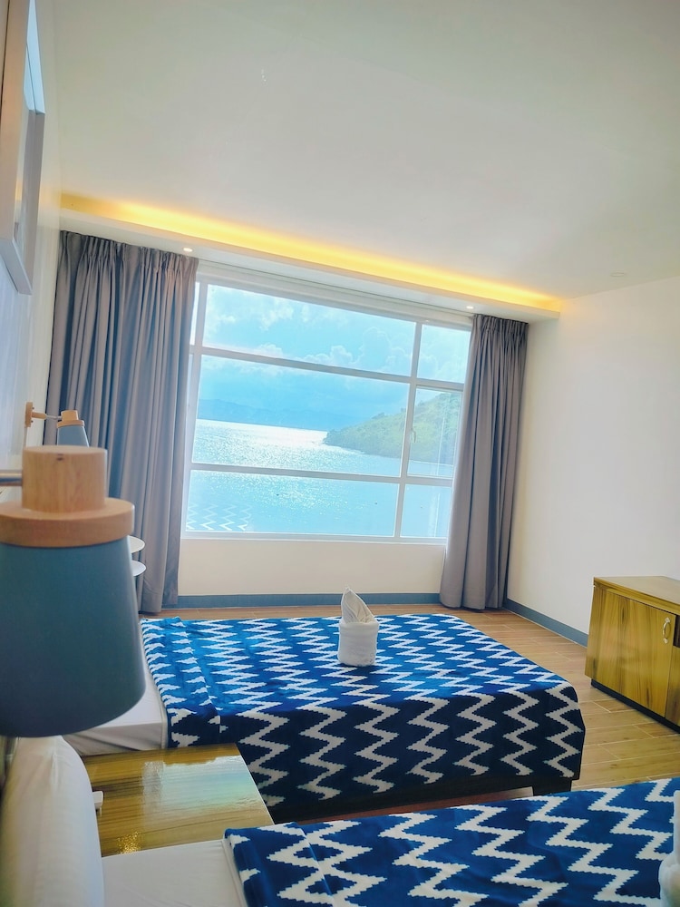 Coron Underwater Garden Resort