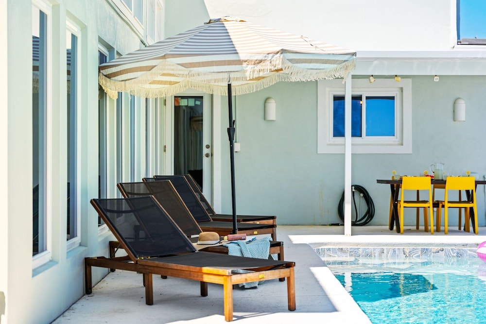 5435 Highway A1A