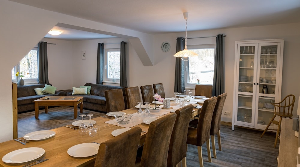 Mill Pond Luxury Escape
