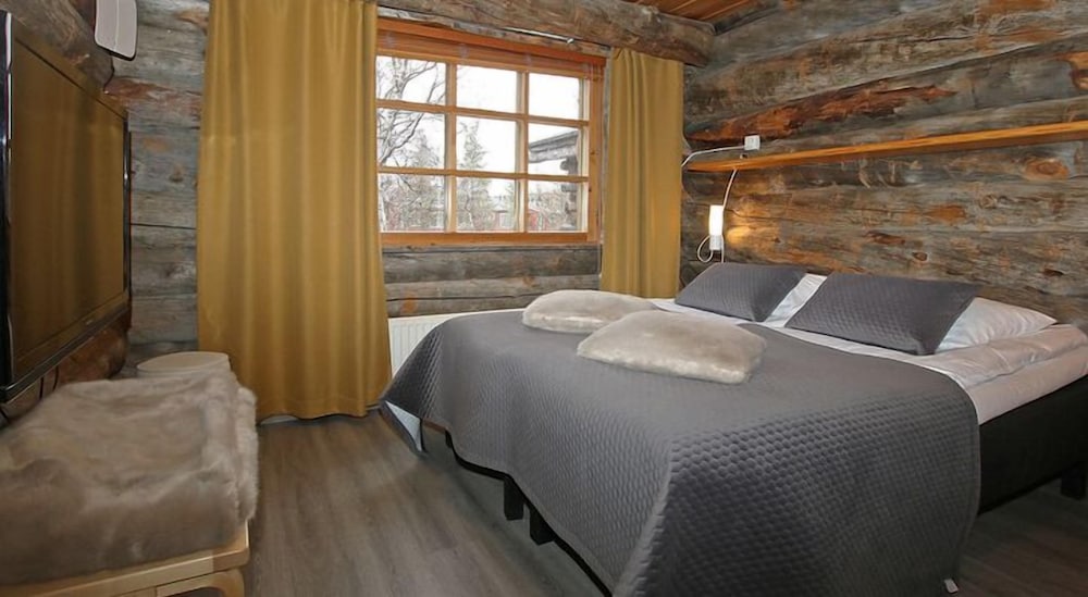 Kuukkeli Log Houses Teerenpesä - Premium Suite A48 view 5