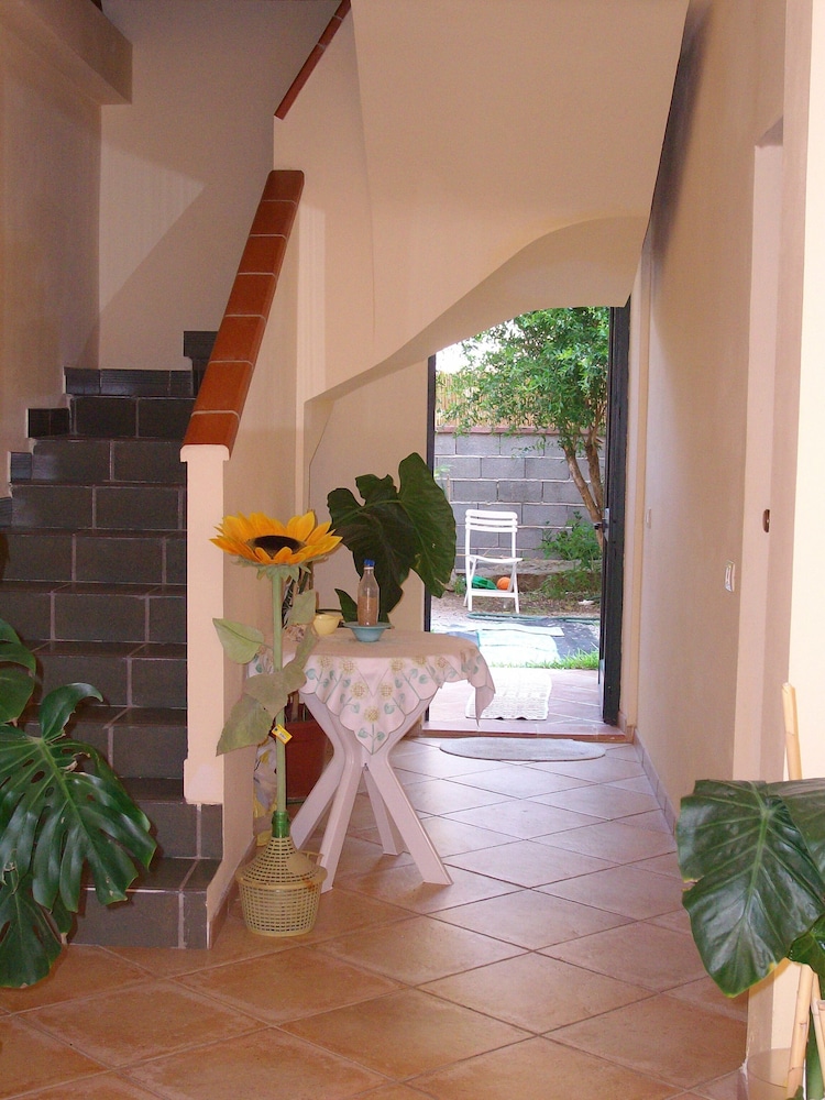 Room-sa Domu Sarda - Apartment With Terr photo 5