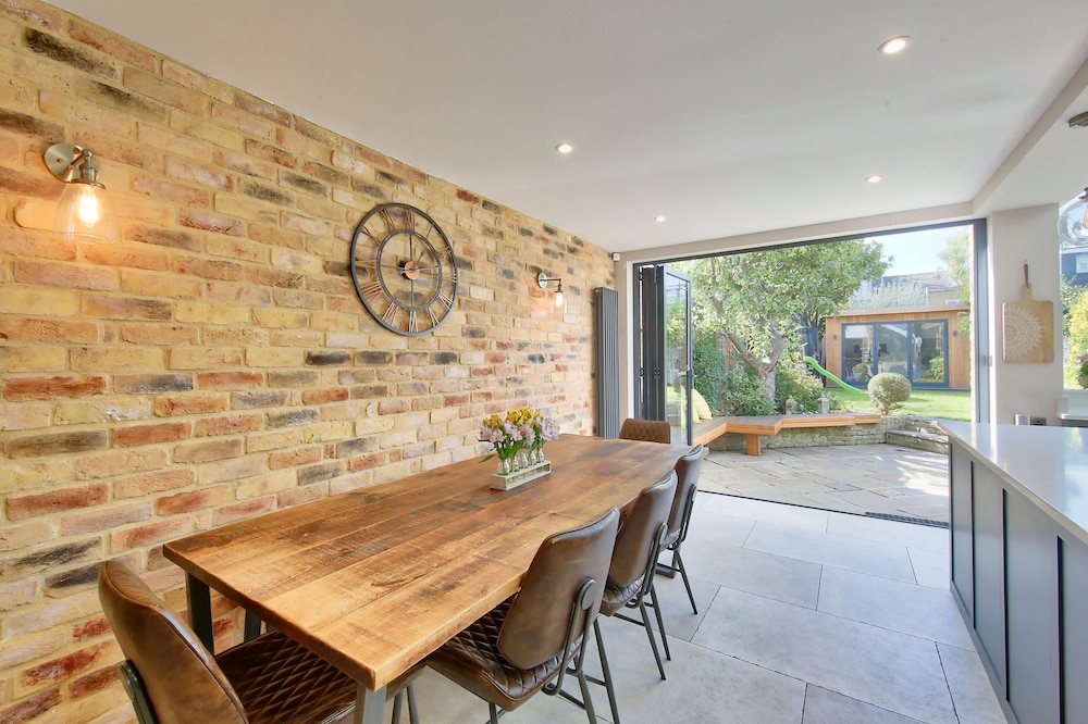 outdoor bbq area