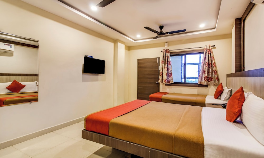 Hotel Neem Tree