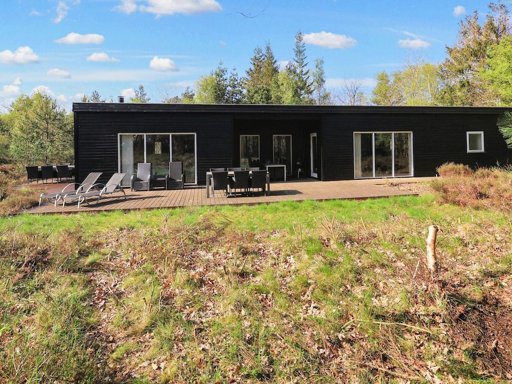 10 Person Holiday Home in Hadsund view 2