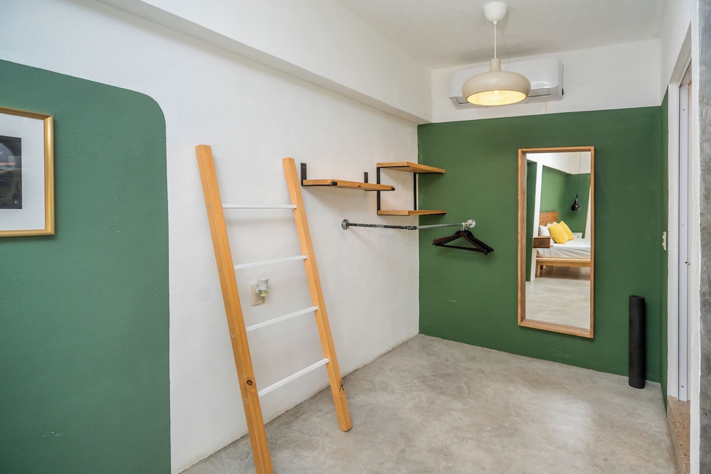 Sayula Home