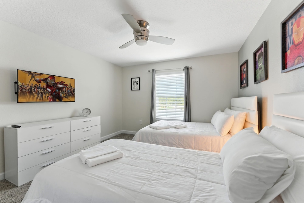 Comfort Stay With Pool Near Attractions