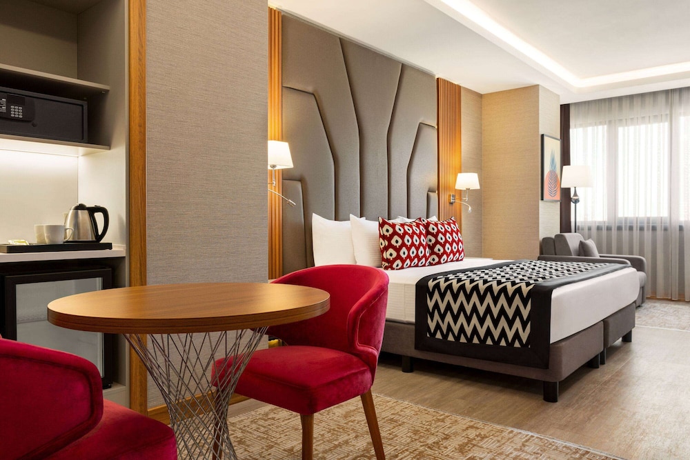 Ramada Encore By Wyndham İstanbul Şişli - Image 25