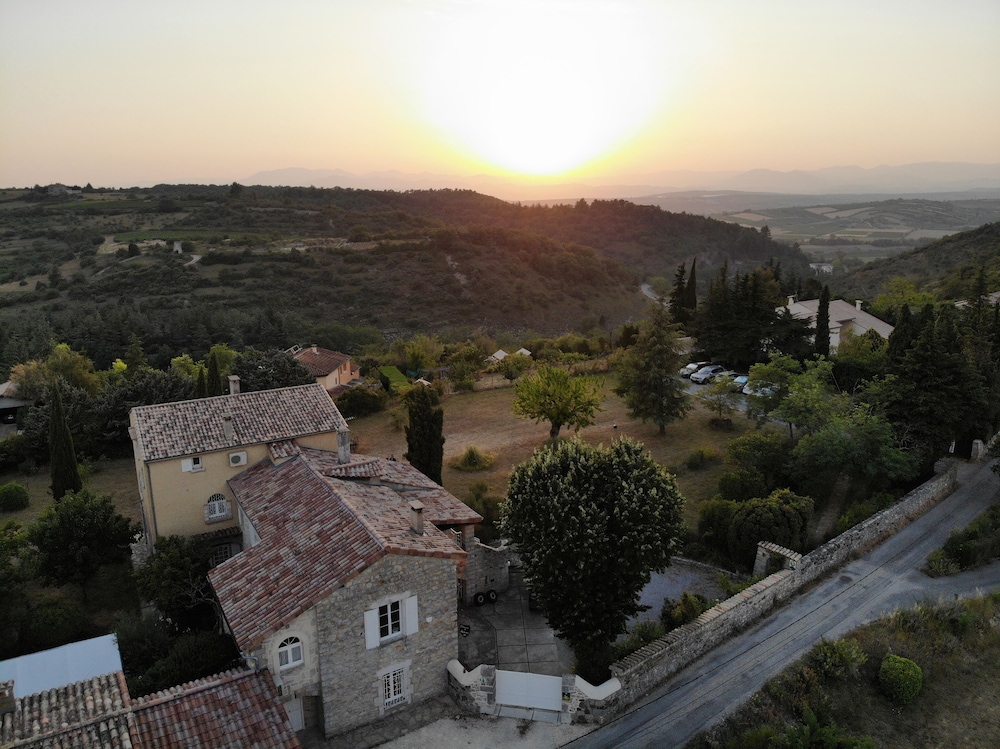 MONLOUBIER view 3