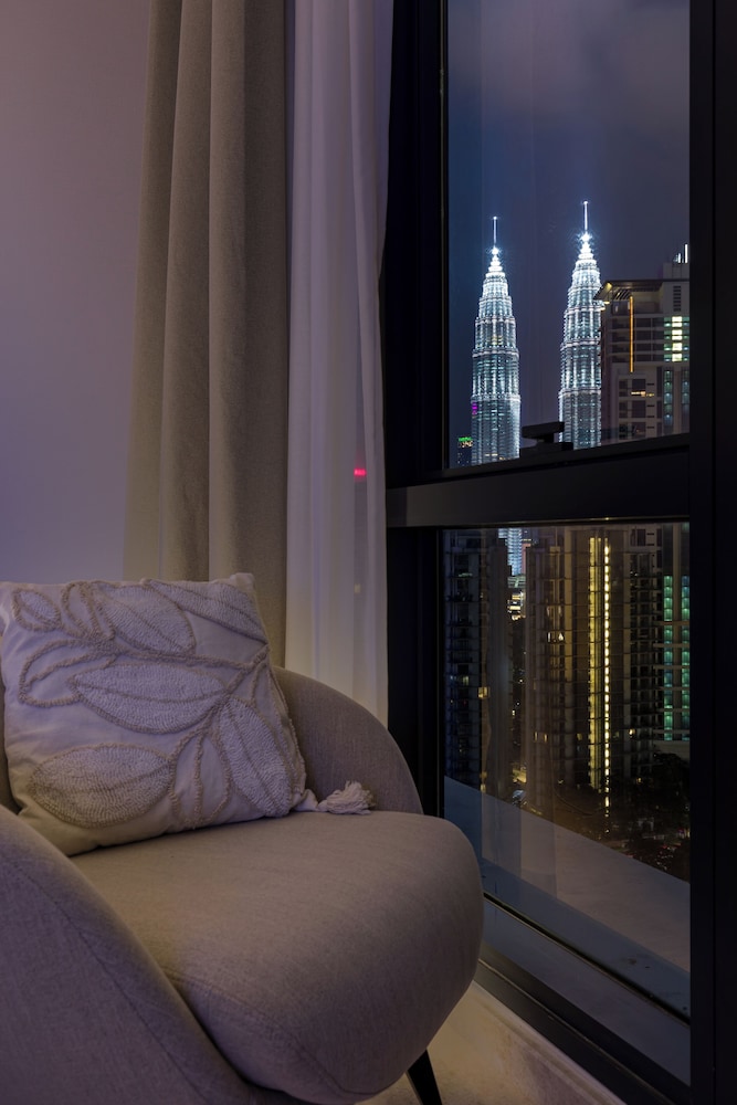 The Manor Serviced Residence by Canopy Lives