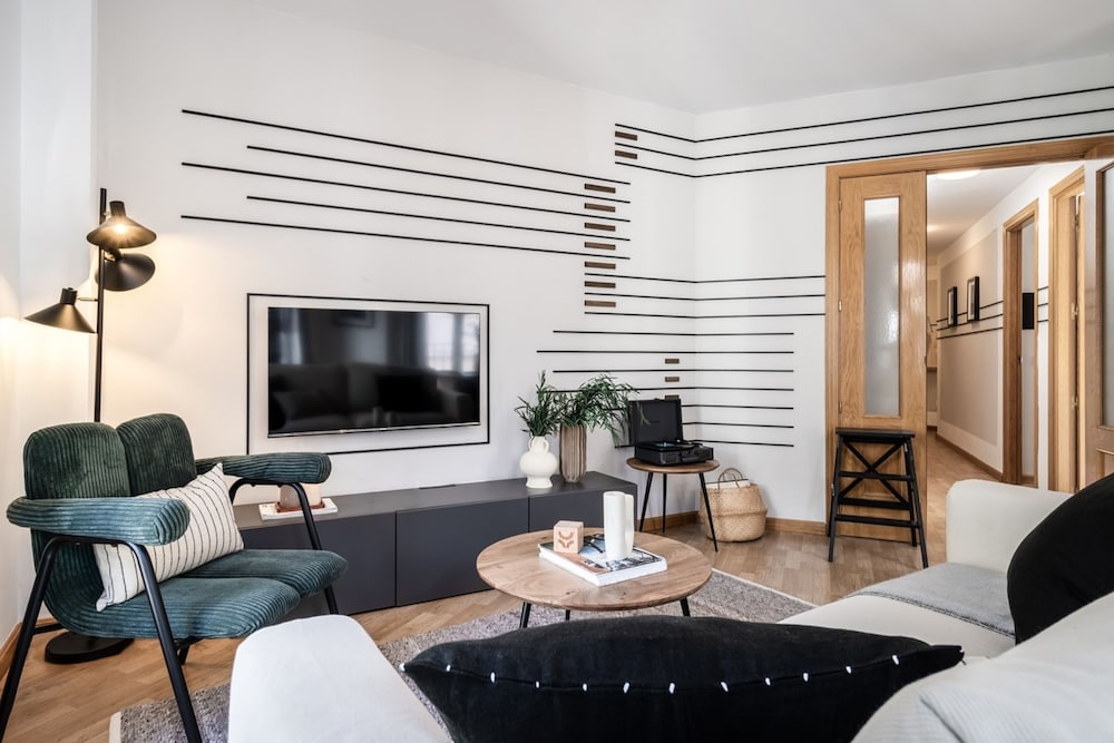 Bowie - 1 Bedroom Pool in Chueca