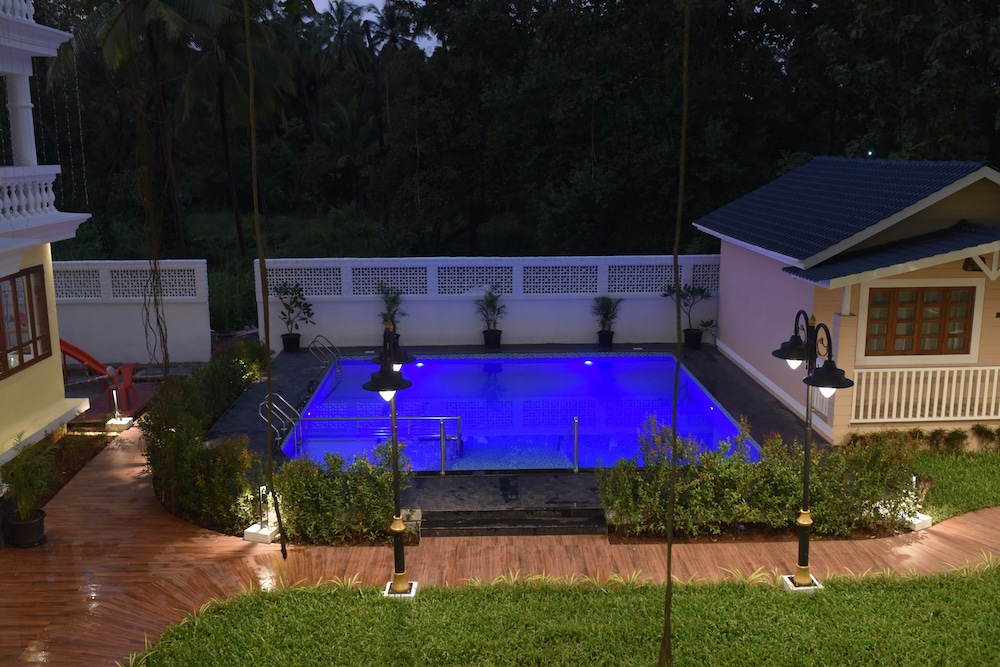ILIF 2706 Western Breeze Villas