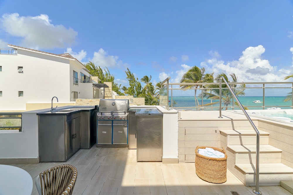 Costa Atlantica Beach Condos