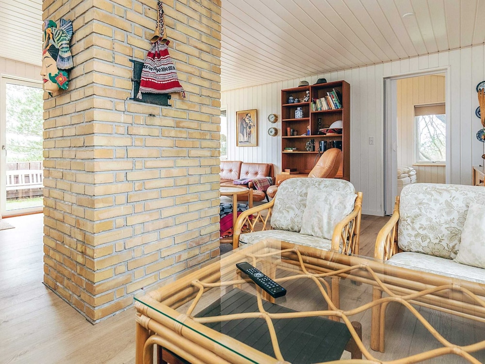 6 Person Holiday Home in Pandrup