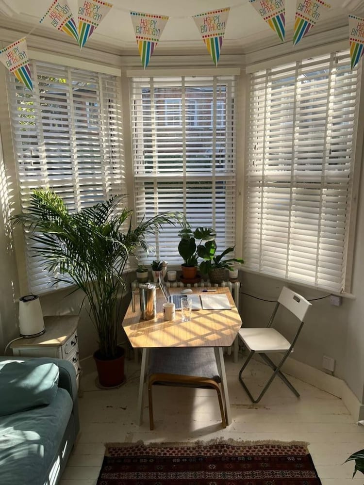 Funky 1BD Flat W/luscious Garden - Walthamstow!