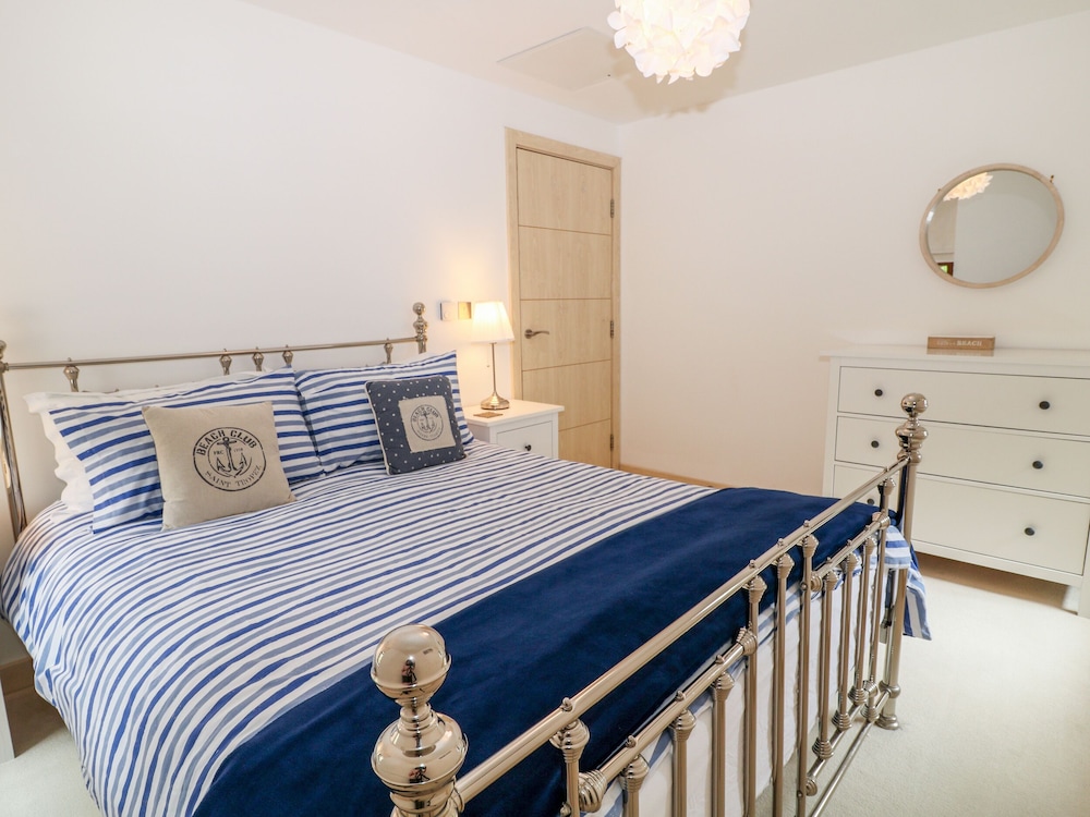 Looe Vacations - The Creekside - Property Image 14