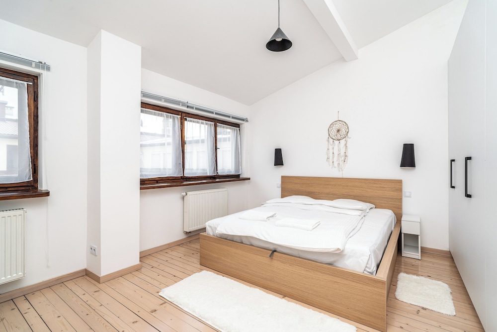 RentPlanet - Apartament przy Plantach